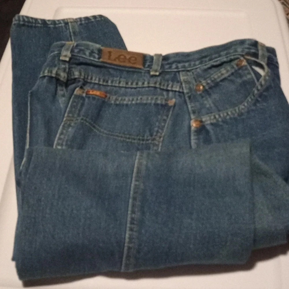Lee size 7 women's jeans